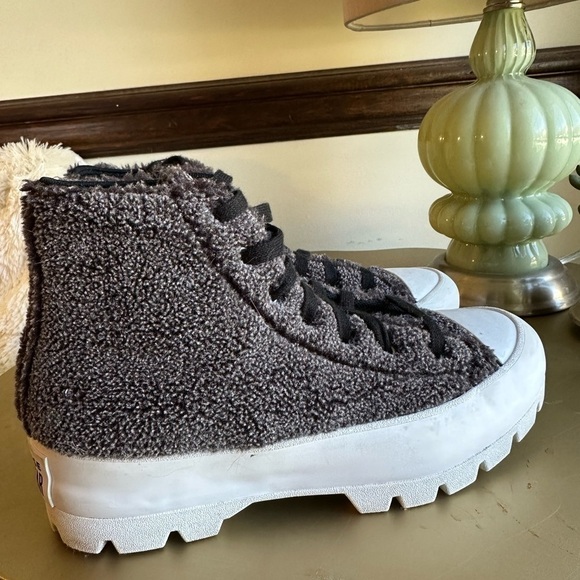 Converse Shoes - CONVERSE All Star 6.5 EU 37 Gray Sherpa Platform Hi Top